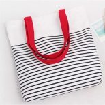 Tote Garis Merah