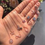 Kalung Karakter